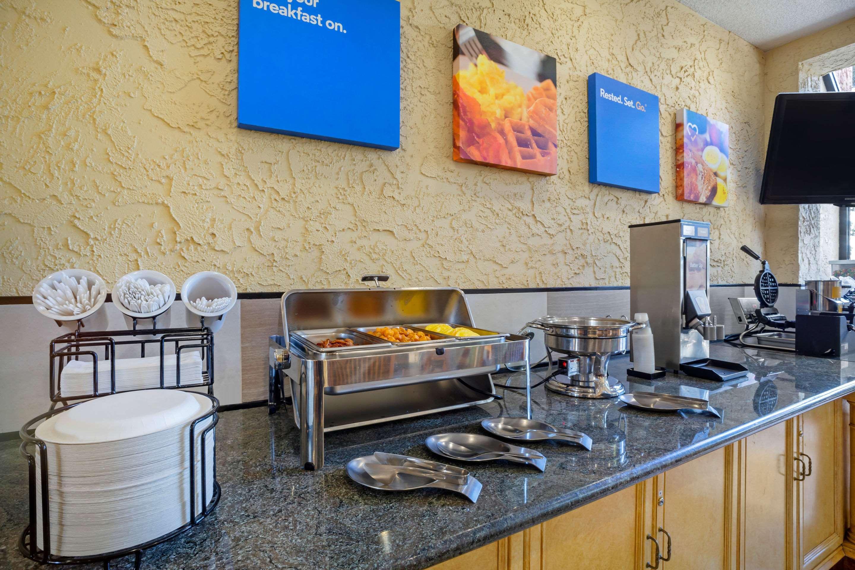 Wyndham Garden Newark Fremont Silicon Valley Exterior photo