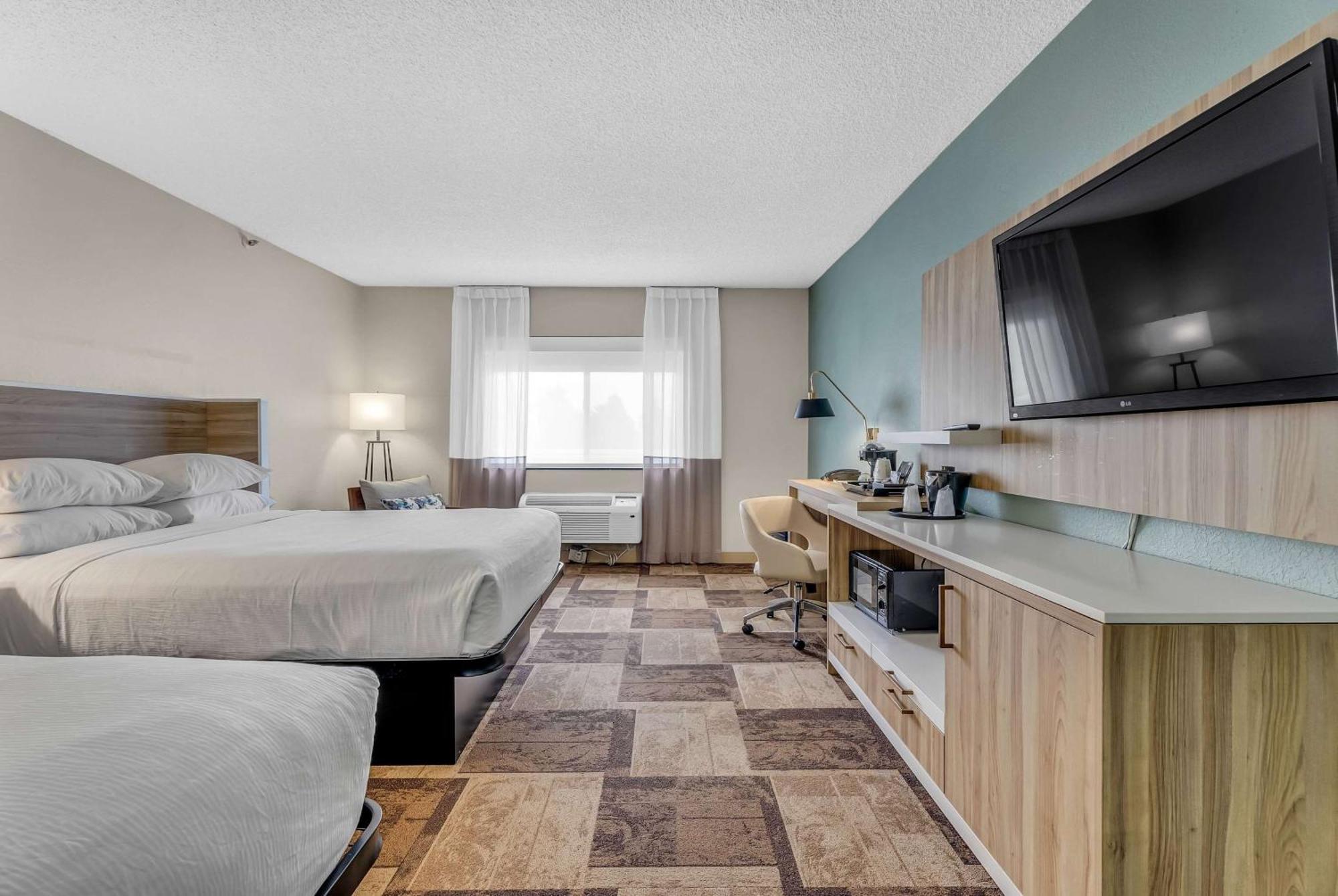 Wyndham Garden Newark Fremont Silicon Valley Exterior photo